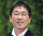 代表・富永